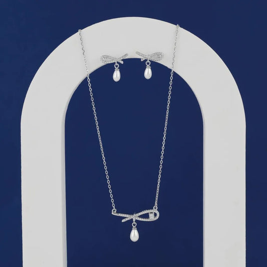 Classic Bow Chain Set