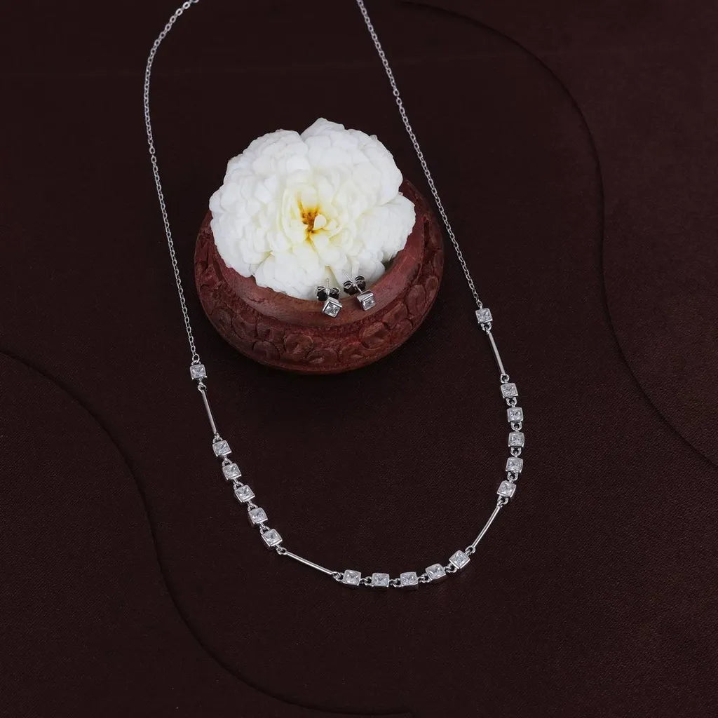 Classic Diamond Necklace Set