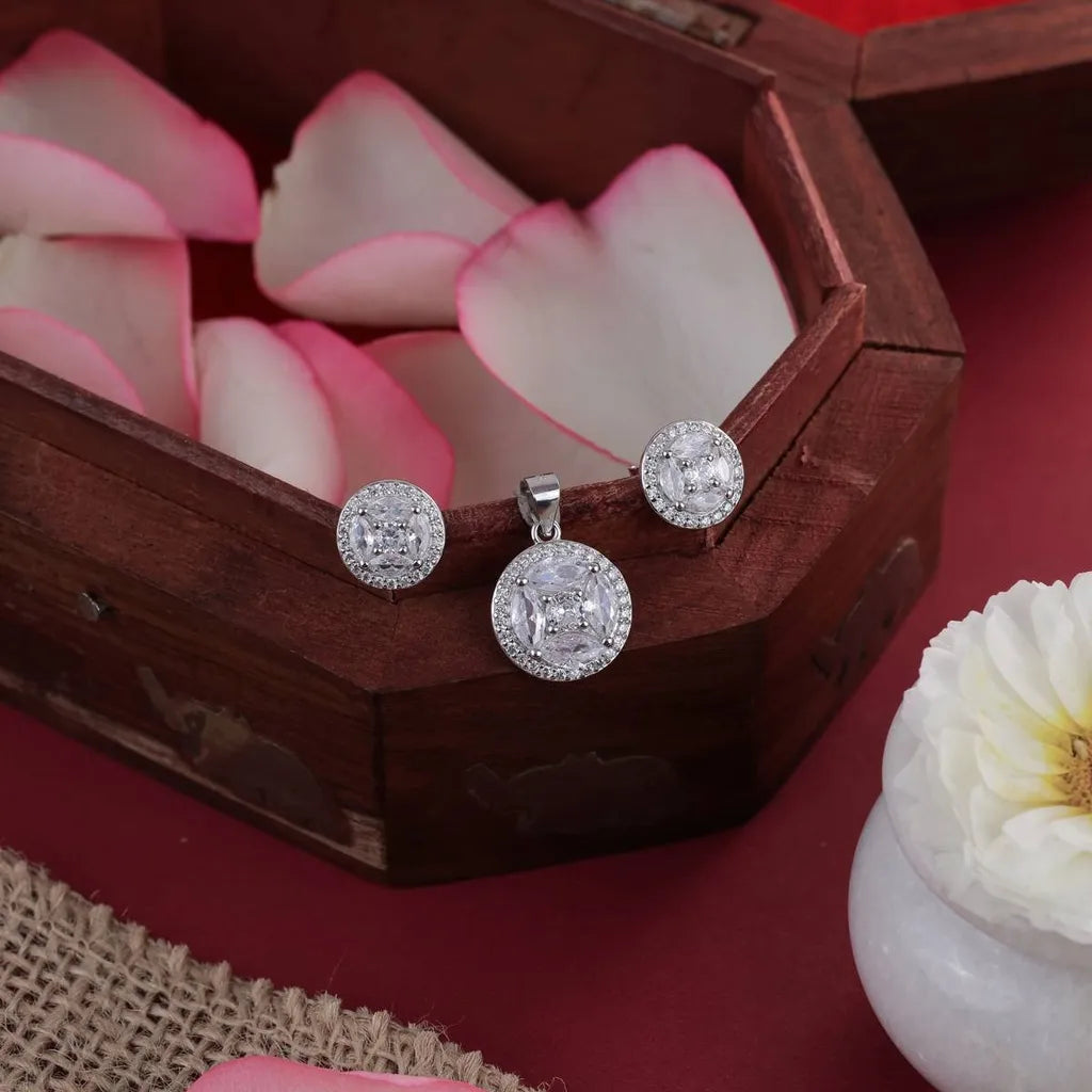 Round Glow Pendant Earrings Set