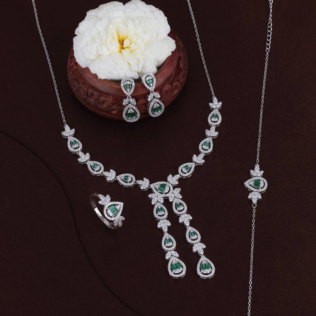 [NS-EMR-003] Emerald Necklace Set